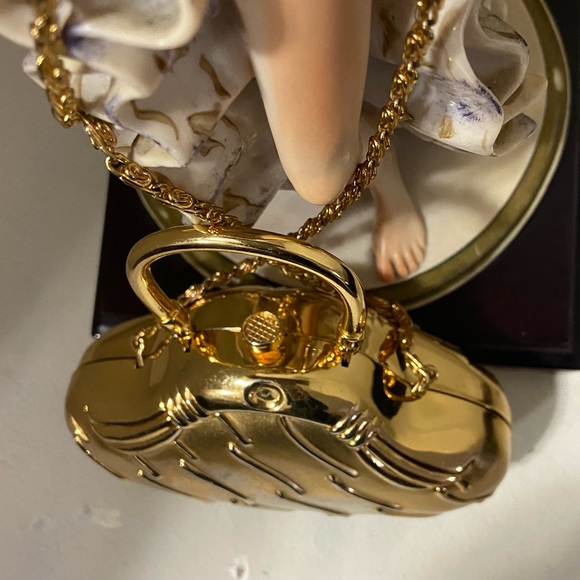 Vintage Style Paris women gold tone and white rhinestone metal case purse. Used. - Picture 12 of 16